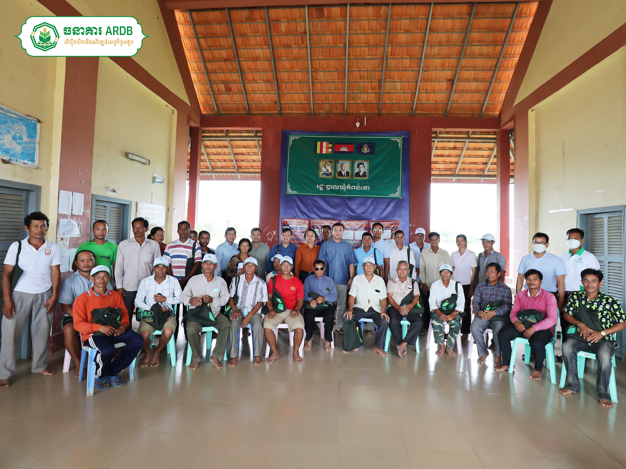 H.E. KAO Thach, has visited paddy rice farmers (Kompongkor Agricultural Cooperative)